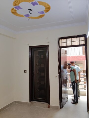 Building Lobby in 1 BHK Builder Floor at Krishna Park – for Sale