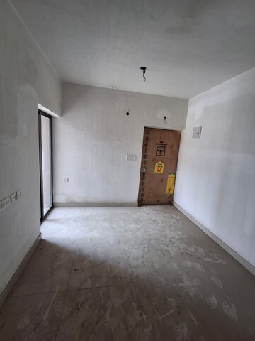 Room in 2 BHK Apartment at Joka – for Sale