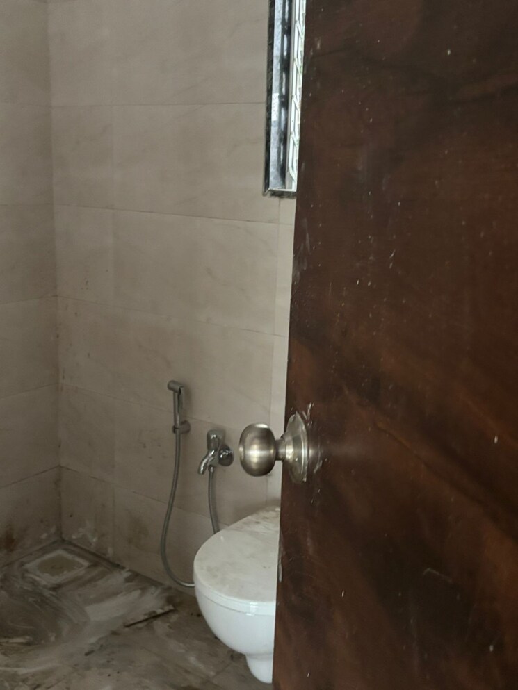 Bathroom, sejal-tower 3 Bedroom 831 Sq.Ft. Apartment In Goregaon West Mumbai 8865248