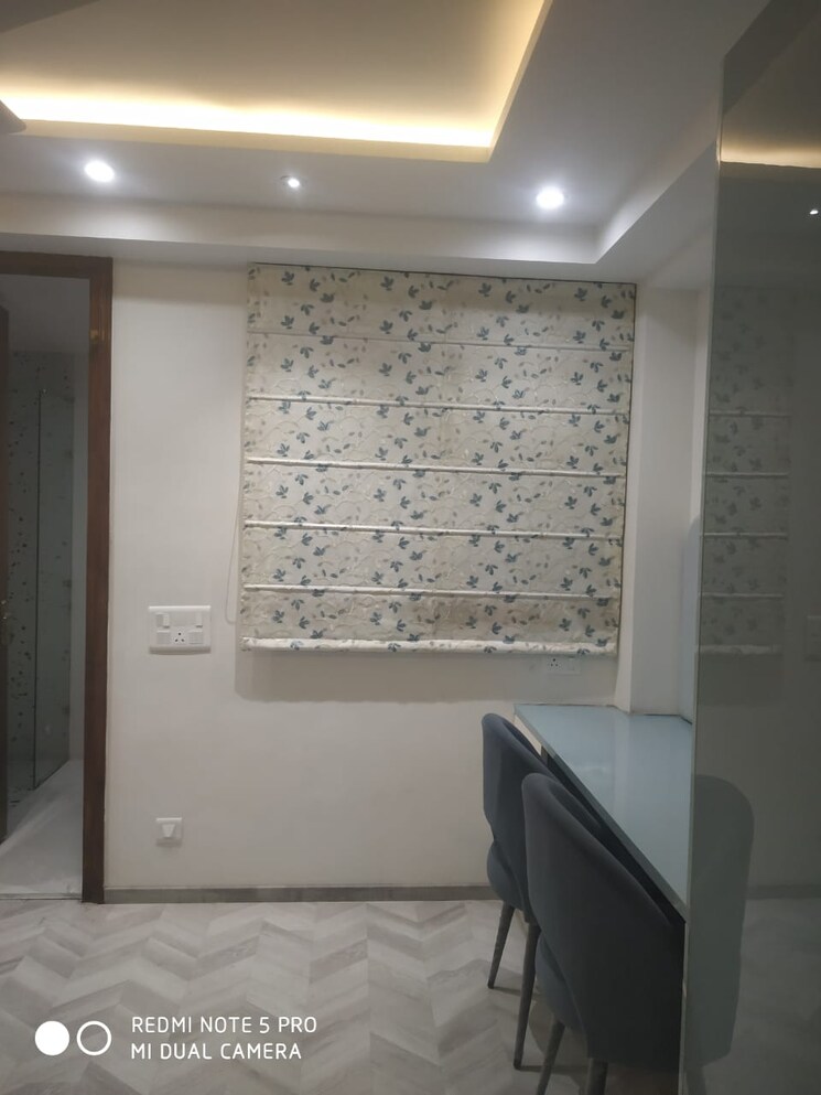 Room, sector 55 3 Bedroom 263 Sq.Yd. Builder Floor In Sector 55 Gurgaon 8862938