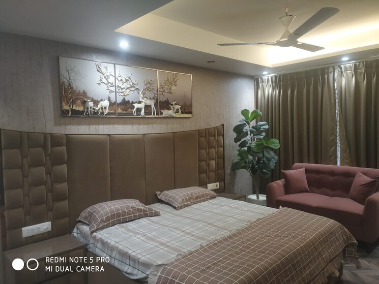 Bedroom, sector 55 3 Bedroom 263 Sq.Yd. Builder Floor In Sector 55 Gurgaon 8862938