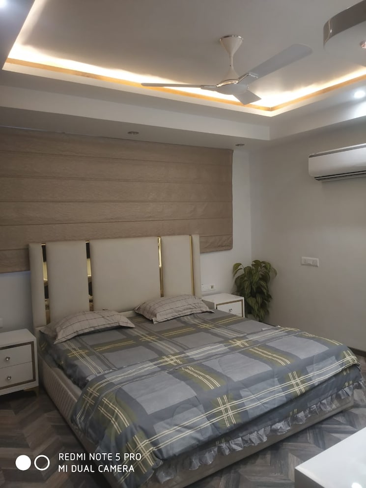 Bedroom, sector 55 3 Bedroom 263 Sq.Yd. Builder Floor In Sector 55 Gurgaon 8862938