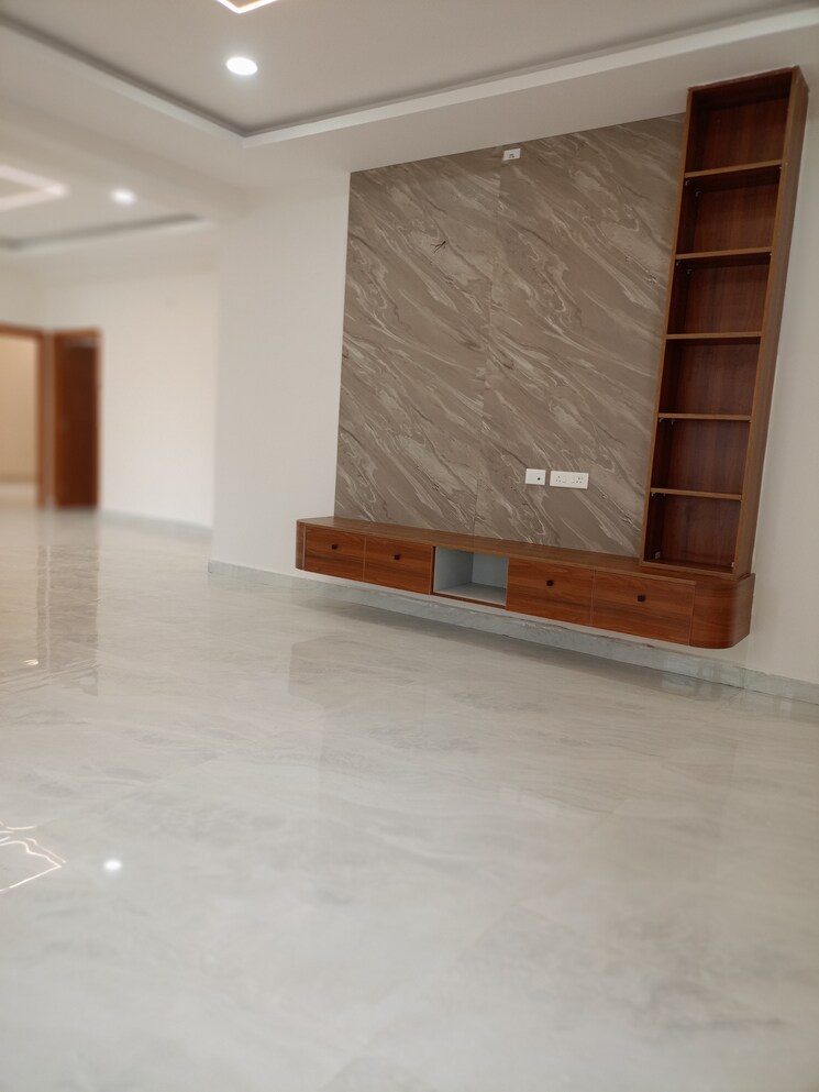 Room, kondapur 3 Bedroom 2300 Sq.Ft. Apartment In Kondapur Hyderabad 8865268