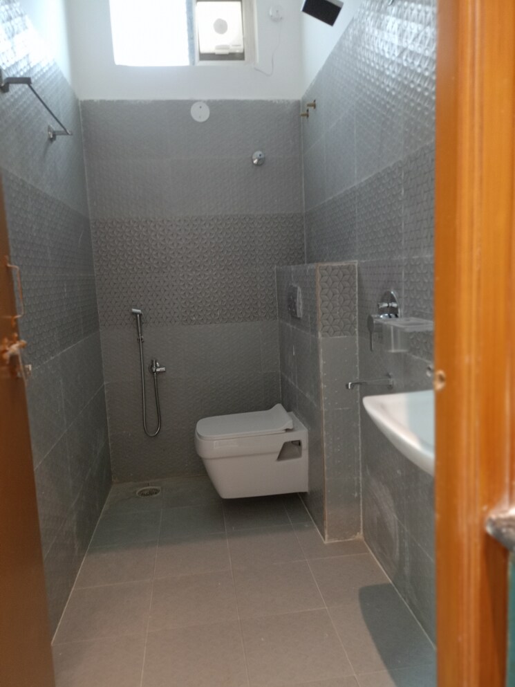 Bathroom, kondapur 3 Bedroom 2300 Sq.Ft. Apartment In Kondapur Hyderabad 8865268