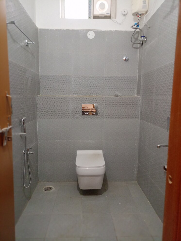 Bathroom, kondapur 3 Bedroom 2300 Sq.Ft. Apartment In Kondapur Hyderabad 8865268