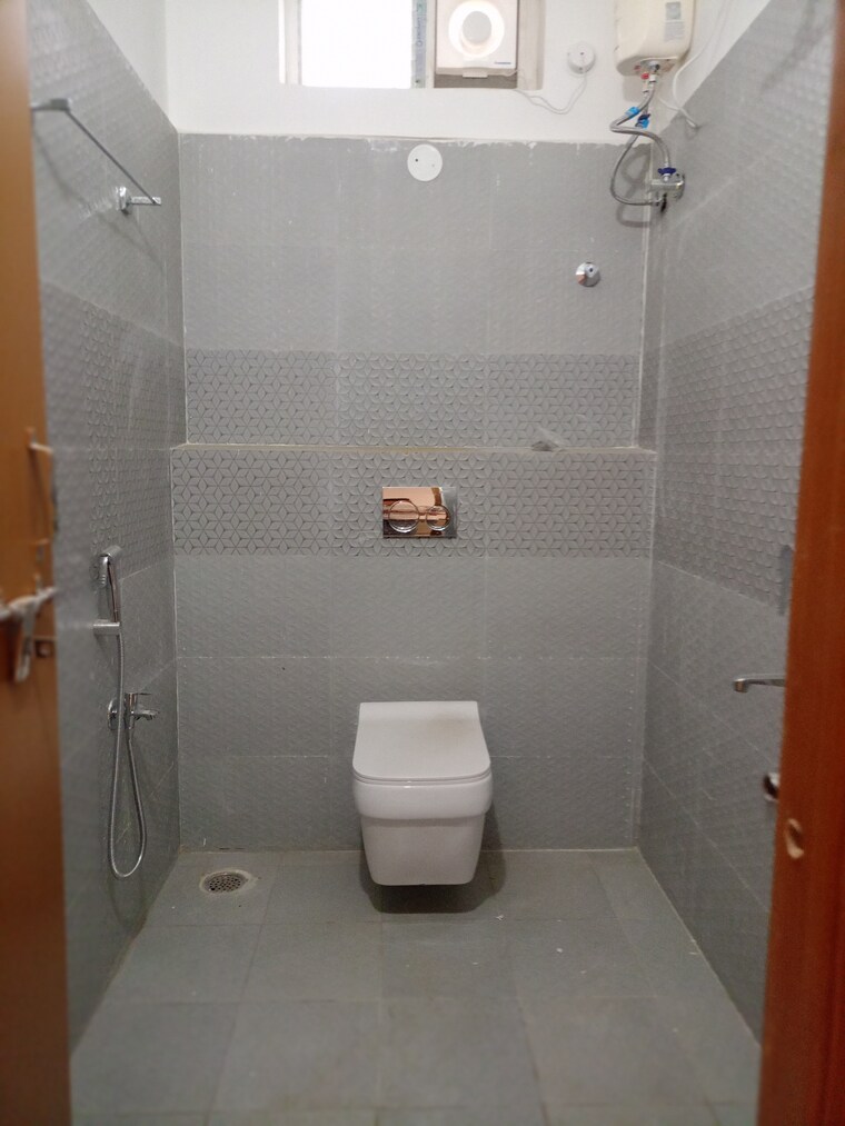 Bathroom, kondapur 3 Bedroom 2300 Sq.Ft. Apartment In Kondapur Hyderabad 8865268