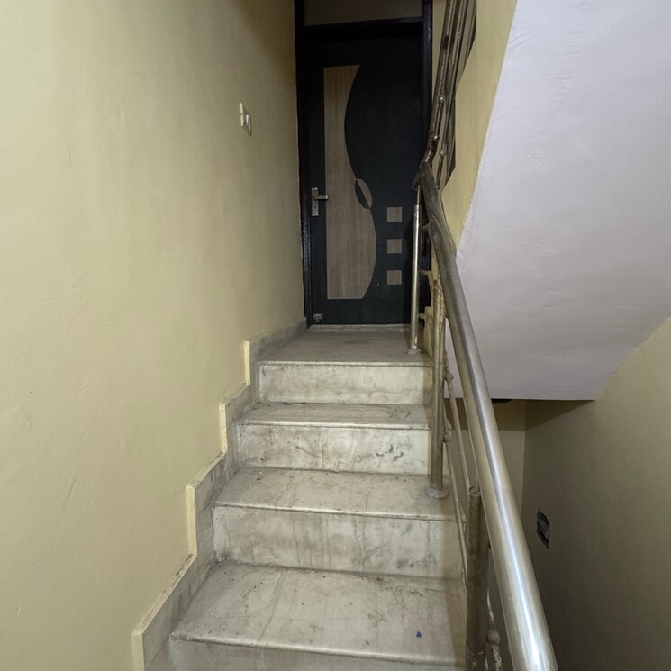 undefined, vishnu garden 1 Bedroom 50 Sq.Yd. Builder Floor In Vishnu Garden Delhi 8865267