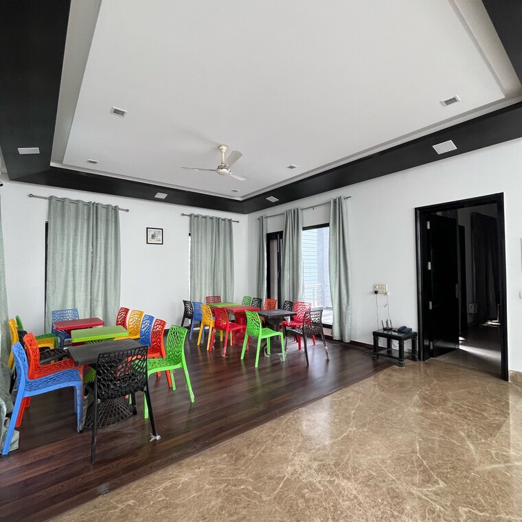 Gym, chattarpur 5 Bedroom 3150 Sq.Ft. Villa In Chattarpur Delhi 8865277