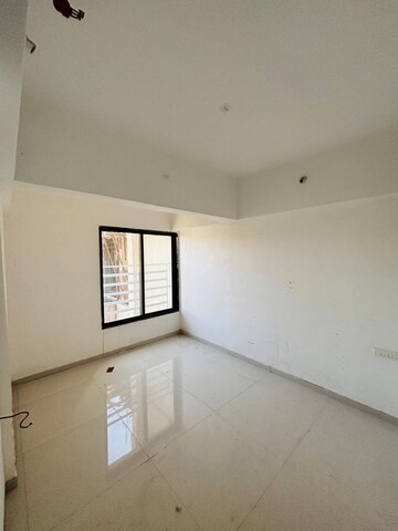 Master Plan in 2 BHK Apartment at Vikas Ritz, Khadakpada – for Rent