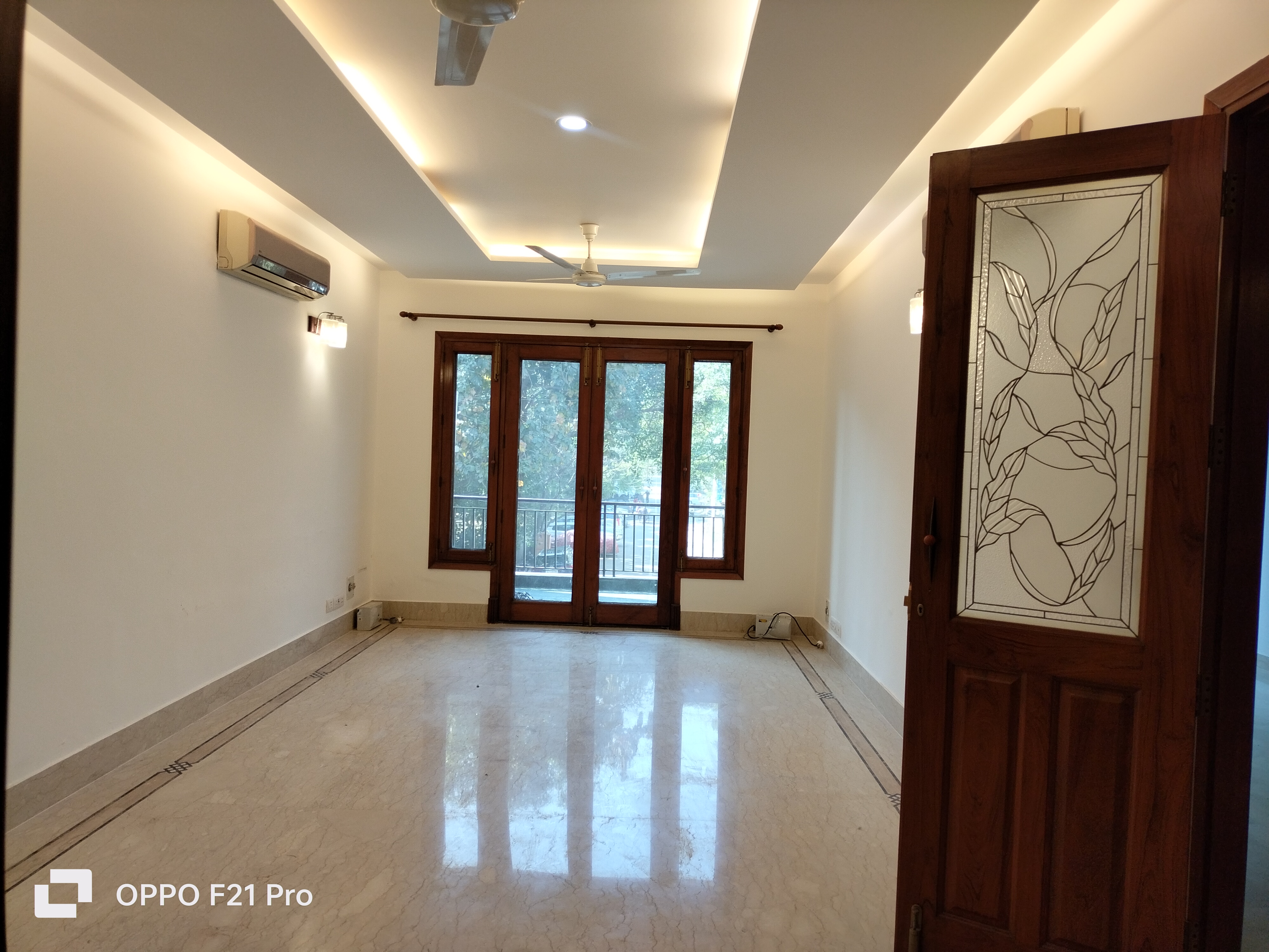 4 BHK + Pooja Room,Servant Room,Study Room,Extra Room Apartment For Rent in B-3/ Block Vasant Vihar 