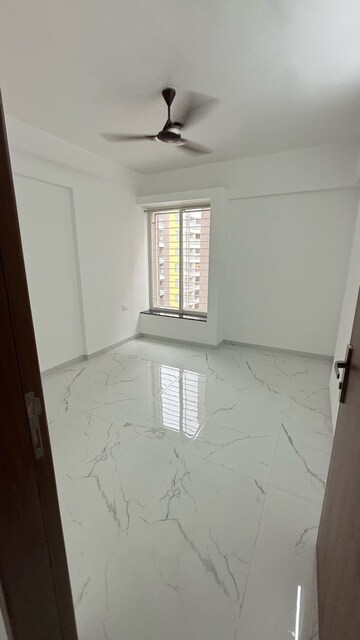 Room in 2.5 BHK Apartment at Shreeram Shivalay, Lohgaon – for Rent