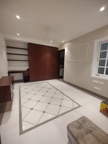 Kitchen in 4 BHK Apartment at Veera Safdarjung Enclave, Safdarjung Enclave – for Rent