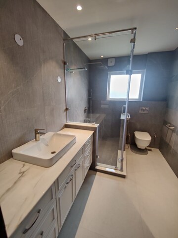 Team Area in 4 BHK Apartment at Veera Safdarjung Enclave, Safdarjung Enclave – for Rent
