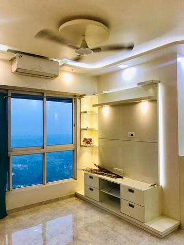 1 BHK Apartment For Rent in Lodha Amara, Kolshet Road