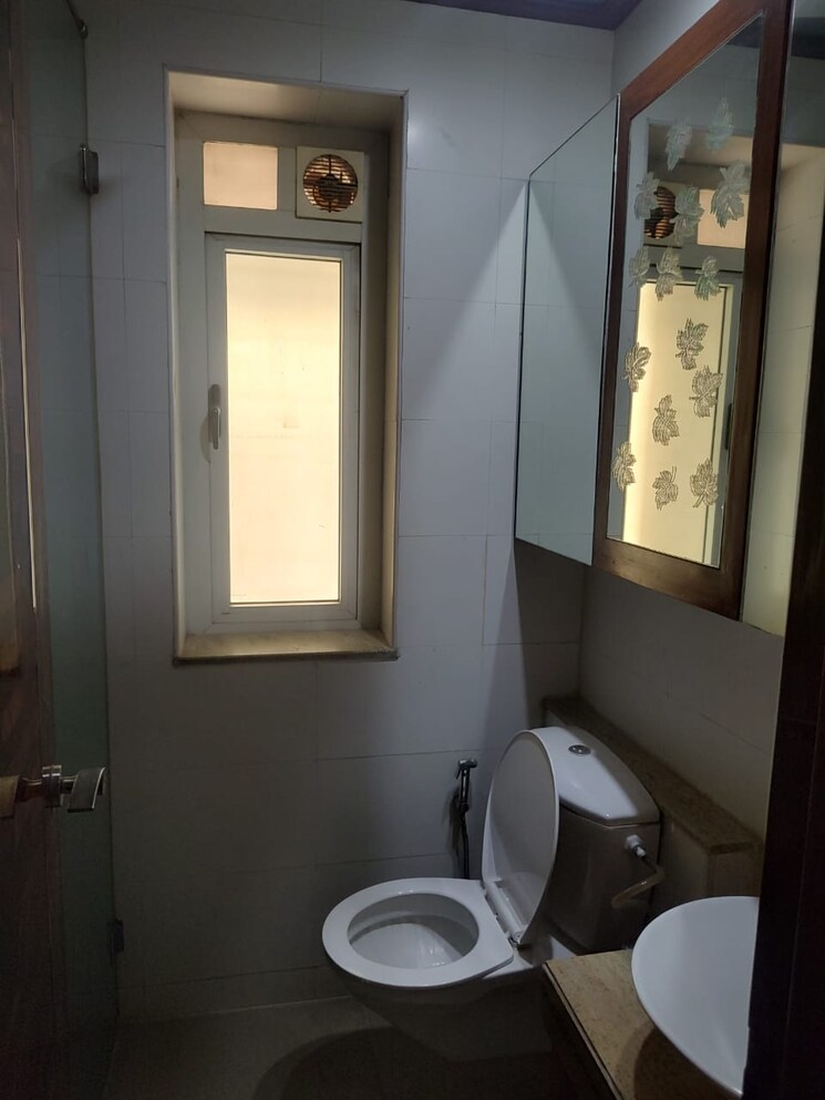 Bathroom, lotus-upvan 2 Bedroom 1050 Sq.Ft. Apartment In Pokhran Road No Two Thane 8865355