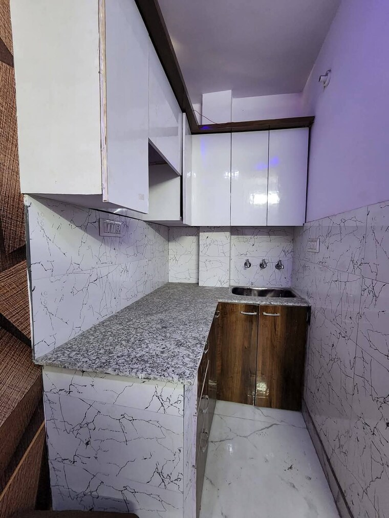 Kitchen, sa-homes-i 1.5 Bedroom 360 Sq.Ft. Builder Floor In Uttam Nagar Delhi 8865418