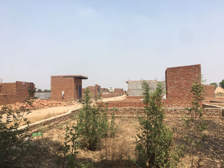 Exterior View, sector 22b yamuna expressway  105 Sq.Yd. Plot In Sector 22b Yamuna Expressway Greater Noida 8865470