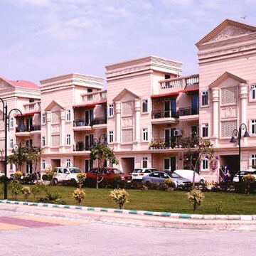 2 BHK Apartment – Exterior View View at Sector 35 - for Rent