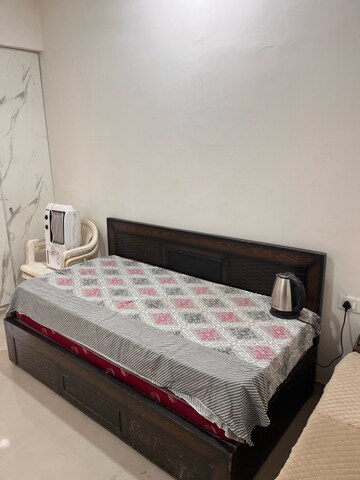 Bedroom in 2 BHK Apartment at Amrapali Golf Homes, Sector 4 Greater Noida – for Rent