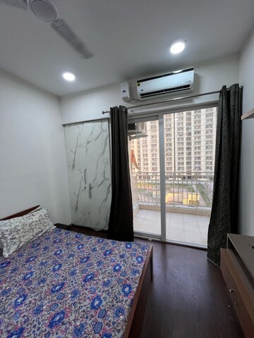 Bedroom in 2 BHK Apartment at Amrapali Golf Homes, Sector 4 Greater Noida – for Rent