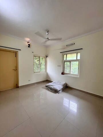Bedroom in 2 BHK Apartment at Andheri West – for Rent