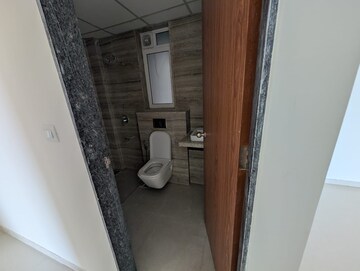 Building Lobby in 2 BHK Apartment at Matunga West – for Rent