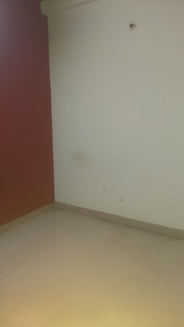 Furnished Amenities in 1.5 BHK Builder Floor at Mayur Vihar – for Rent