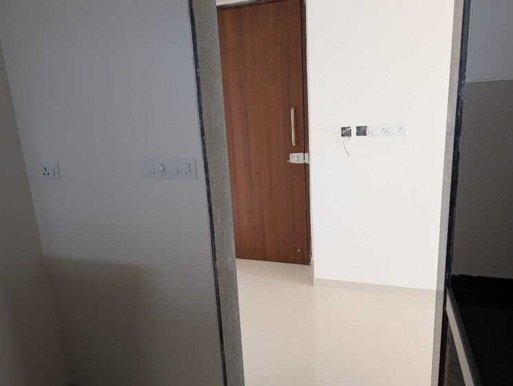 Room, matunga west 3 Bedroom 1285 Sq.Ft. Apartment In Matunga West Mumbai 8865562