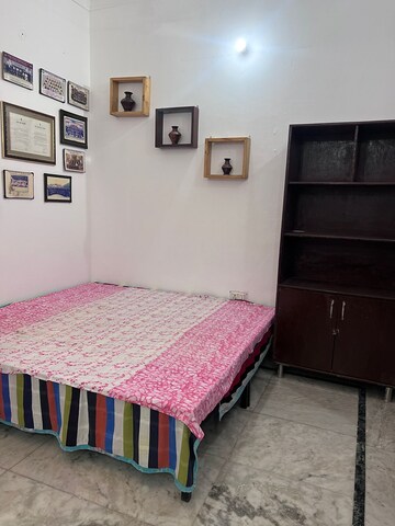 Bedroom in 4 BHK Independent House at Dehradun Cantt – for Rent