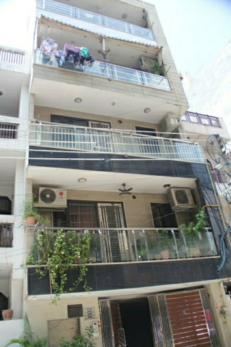 Exterior View, ashok vihar 4 Bedroom 300 Sq.Yd. Builder Floor In Ashok Vihar Delhi 8865579