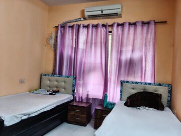  Pg For Rent in Santacruz East