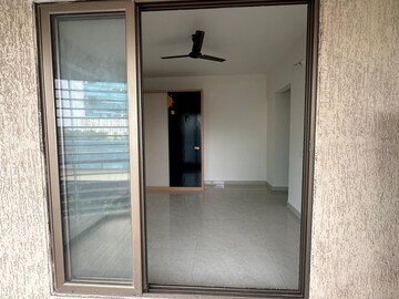 Room in 2 BHK Apartment at MJ Shah Centrio, Govandi – for Rent