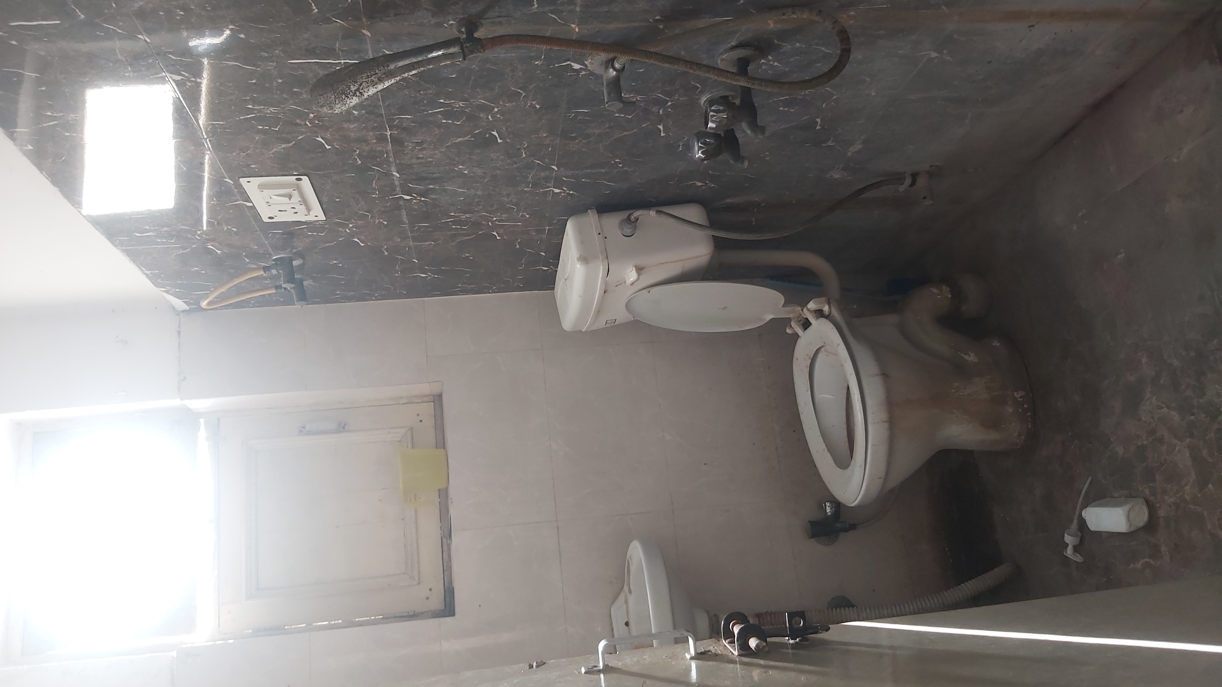 1 RkBuilder Floor For Rent in Patparganj Village Opp un