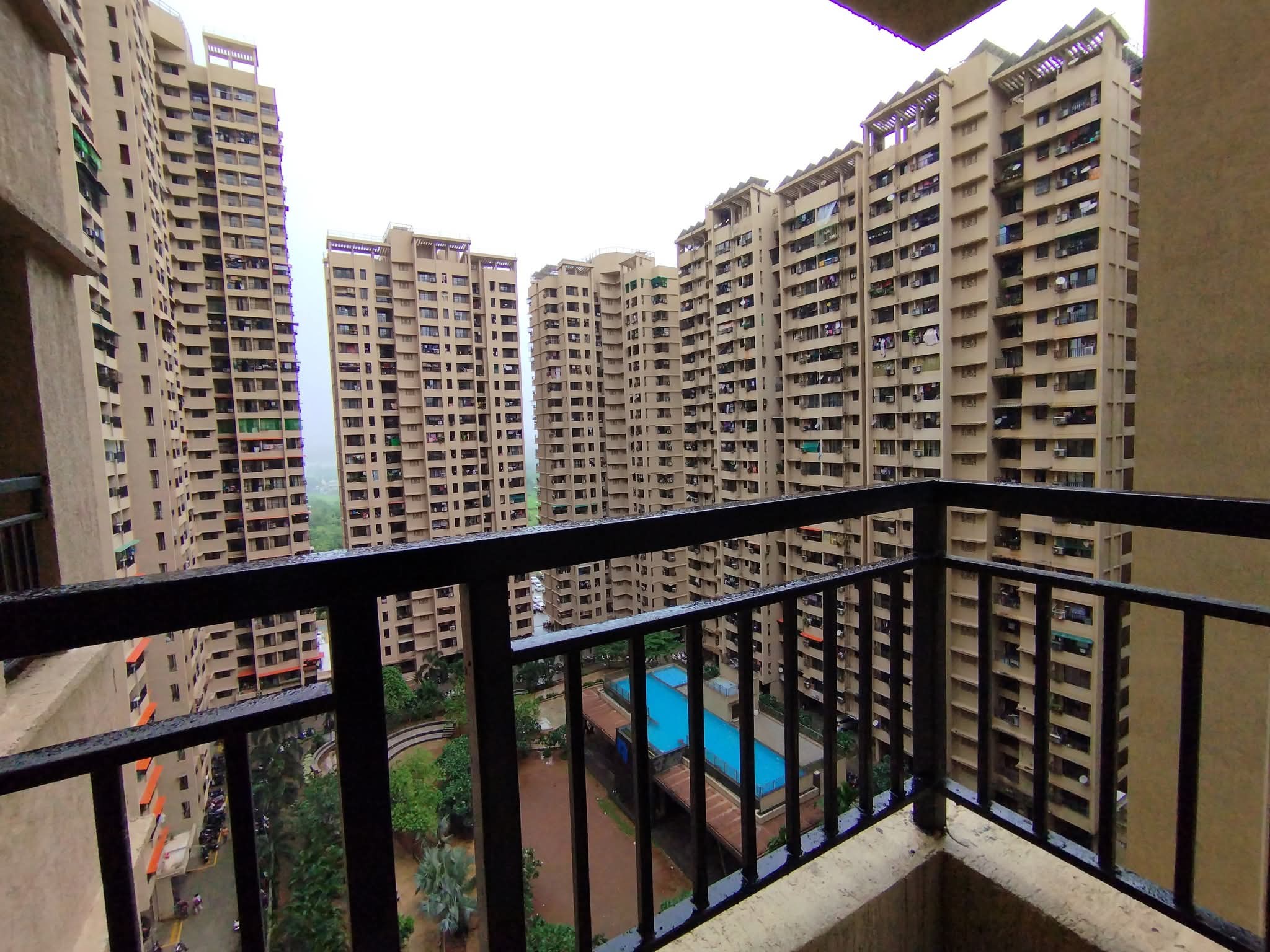 1 BHK Apartment For Rent in Raunak City Sector 4