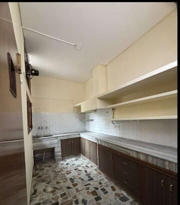 Kitchen in 3 BHK Builder Floor at Sector 35 – for Rent