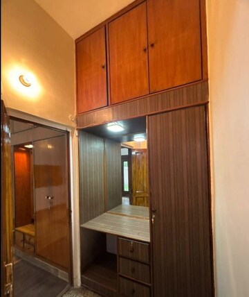 Kitchen in 3 BHK Builder Floor at Sector 35 – for Rent