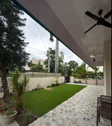 3 BHK Builder Floor – Exterior View View at Sector 35 - for Rent