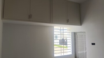 Room in 4 BHK Villa at Bathlapalli – for Sale