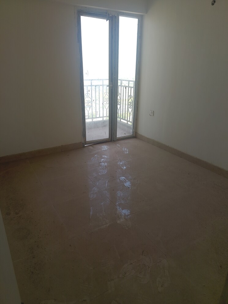 Room, signature-global-golf-greens 2.5 Bedroom 640 Sq.Ft. Apartment In Sector 79 Gurgaon 8865640