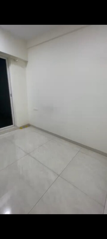 Room in 2 BHK Apartment at Sayba Opal, Kurla East – for Rent