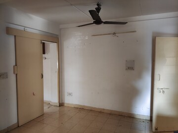 Room in 1 BHK Apartment at Sector 23 Dwarka – for Rent