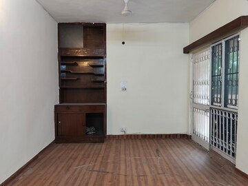 Room in 3 BHK Apartment at Sarita Vihar – for Rent