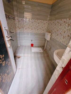 Bathroom in 4 BHK Independent House at Kursi Road – for Sale