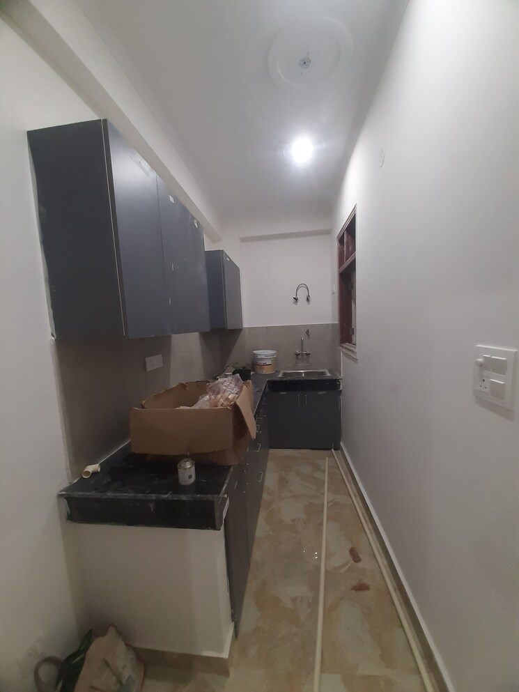 Kitchen, chattarpur 1 Bedroom 70 Sq.Yd. Builder Floor In Chattarpur Delhi 8865680