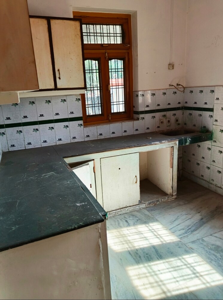 Kitchen, jankipuram 3 Bedroom 3000 Sq.Ft. Villa In Jankipuram Lucknow 8865683