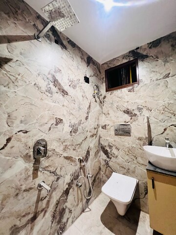 Attached Bathroom in 2 BHK Builder Floor at Bhola Nath Nagar – for Rent