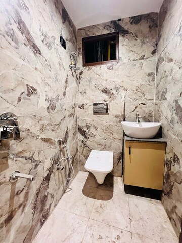 Attached Bathroom in 2 BHK Builder Floor at Bhola Nath Nagar – for Rent