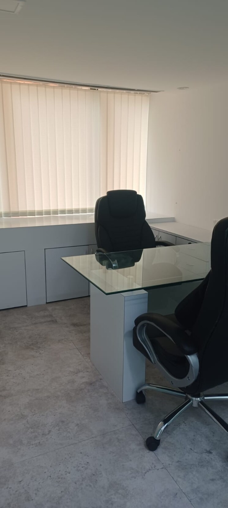 Team Area, center-point Commercial Office Space 2250 Sq.Ft. In Andheri East Mumbai 8865714