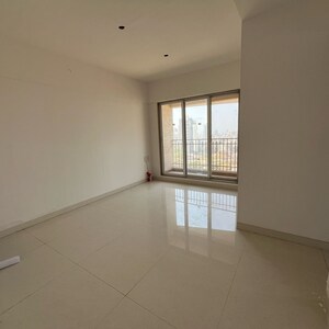 Room in 1 BHK Apartment at Dem Cygnus, Charkop Sector 6 – for Sale