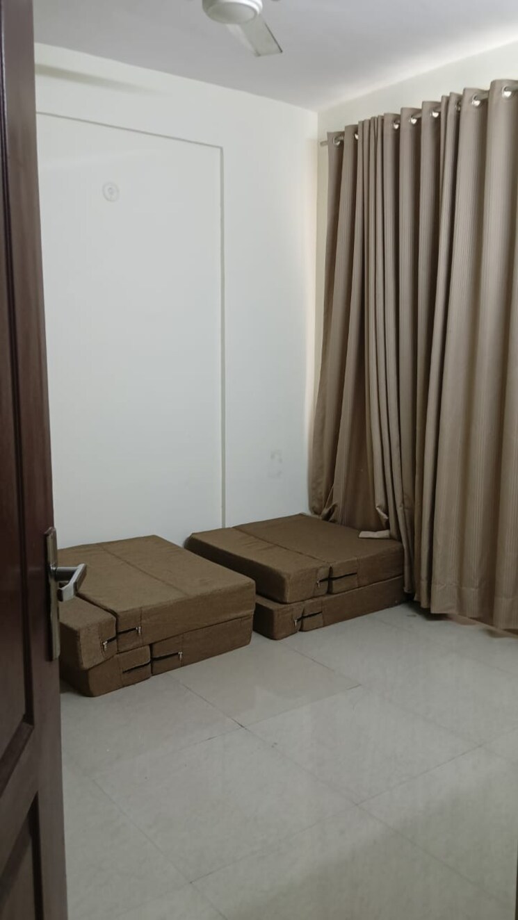 undefined, gomti nagar 3 Bedroom 1750 Sq.Ft. Apartment In Gomti Nagar Lucknow 8865721